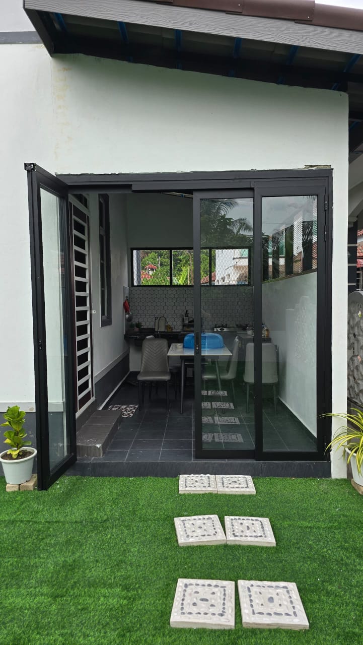 PT Door Features